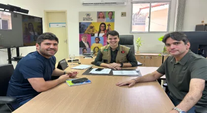 Prefeito Azif Lemos garante investimento de 1 milhão de reais e um tomógrafo para o Hospital de Itaporanga