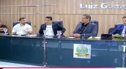 Prefeito de Conceição participa de sessão da Câmara Municipal e ressalta a importância da harmonia entre executivo e legislativo