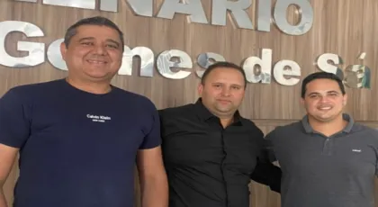 Suplente de vereador José Alves da Silva Filho (Alvinho Policial) toma posse na câmara de Conceição 