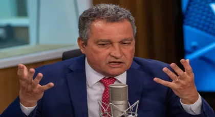 Rui Costa diz que Lula não deve sancionar lei que aumenta o número de deputados 